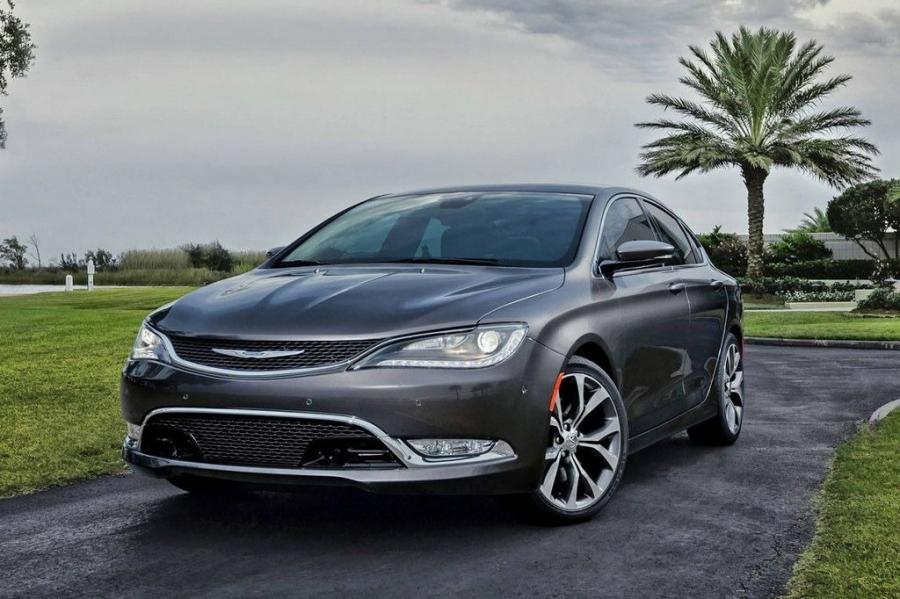  Chrysler 200 2015 года  (фото 153 из 207)